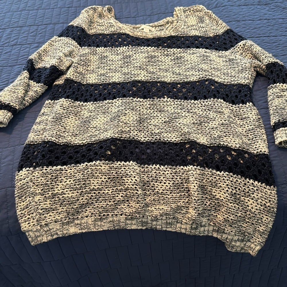 Blue & white long sleeve sweater